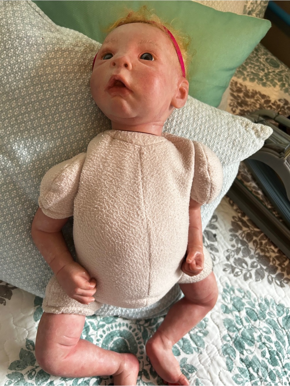 Lifelike Reborn Baby Doll By Artist Jo Beckman 23” Weight 6.2 oz - Picture 5 of 16